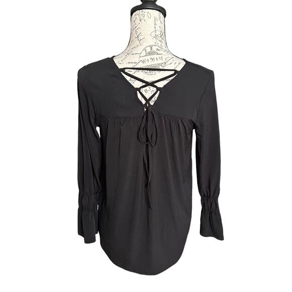 Chico's Long Sleeve Slinky Lattice Back Black Blouse Shirt Top Size 0 Small - Picture 3 of 7